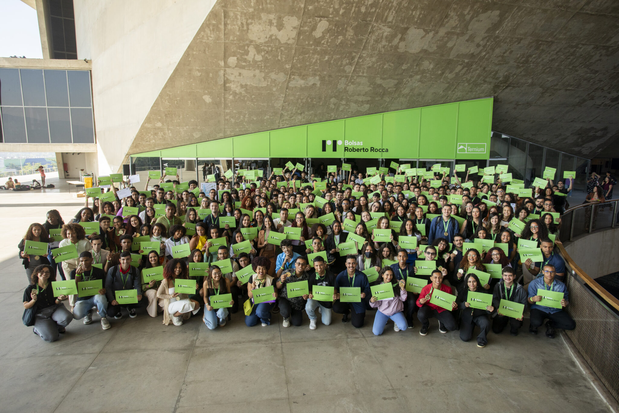 Ternium oferece bolsas de até R$ 9 mil para estudantes no RJ